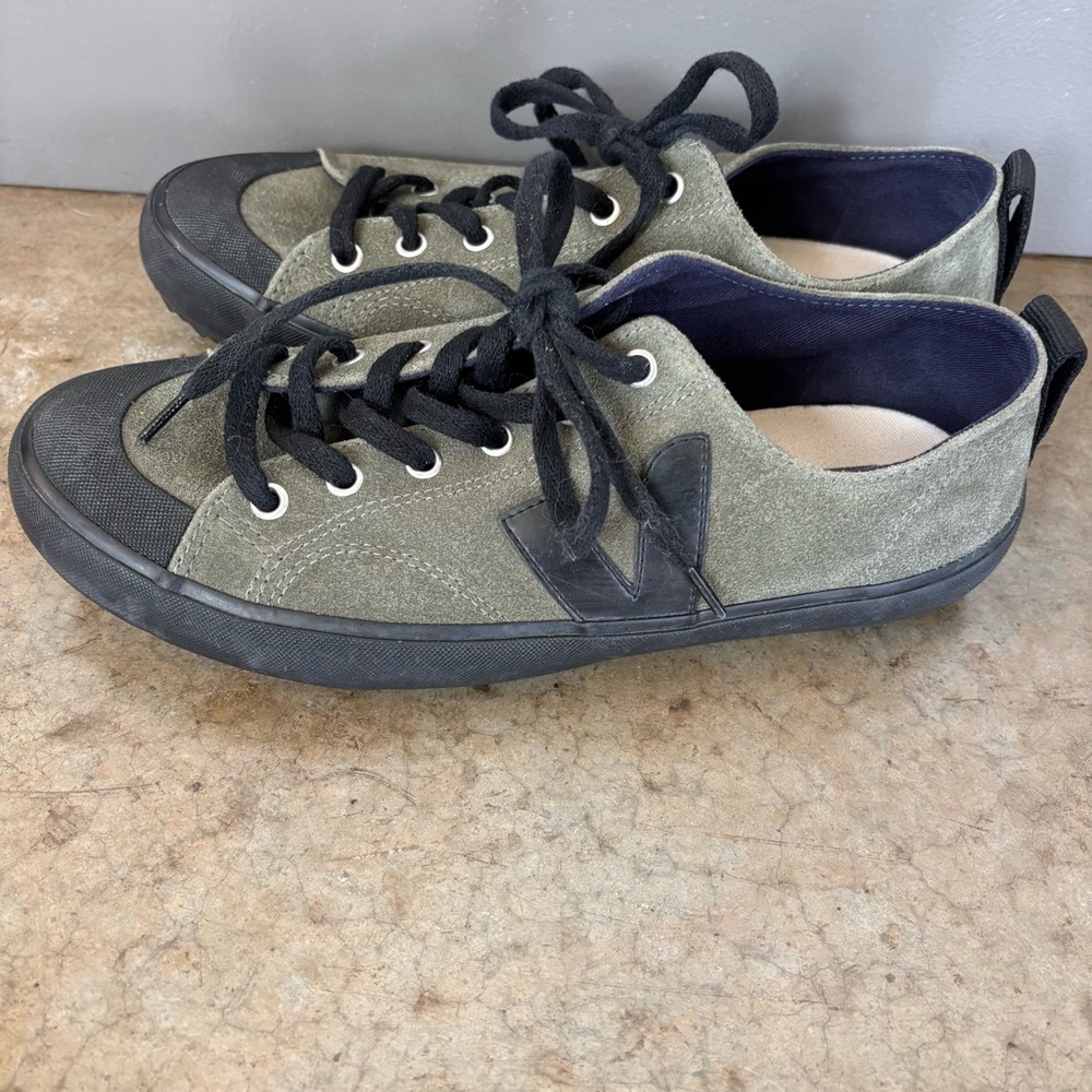 Veja Nova Suede Sneakers in Olive & Black Size 41/10 - Picture 4 of 8